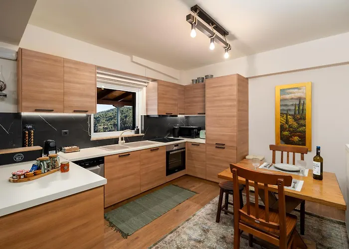 Alkiona Cozy Mountain Retreat With Stunning Views By Greece Kernitsa